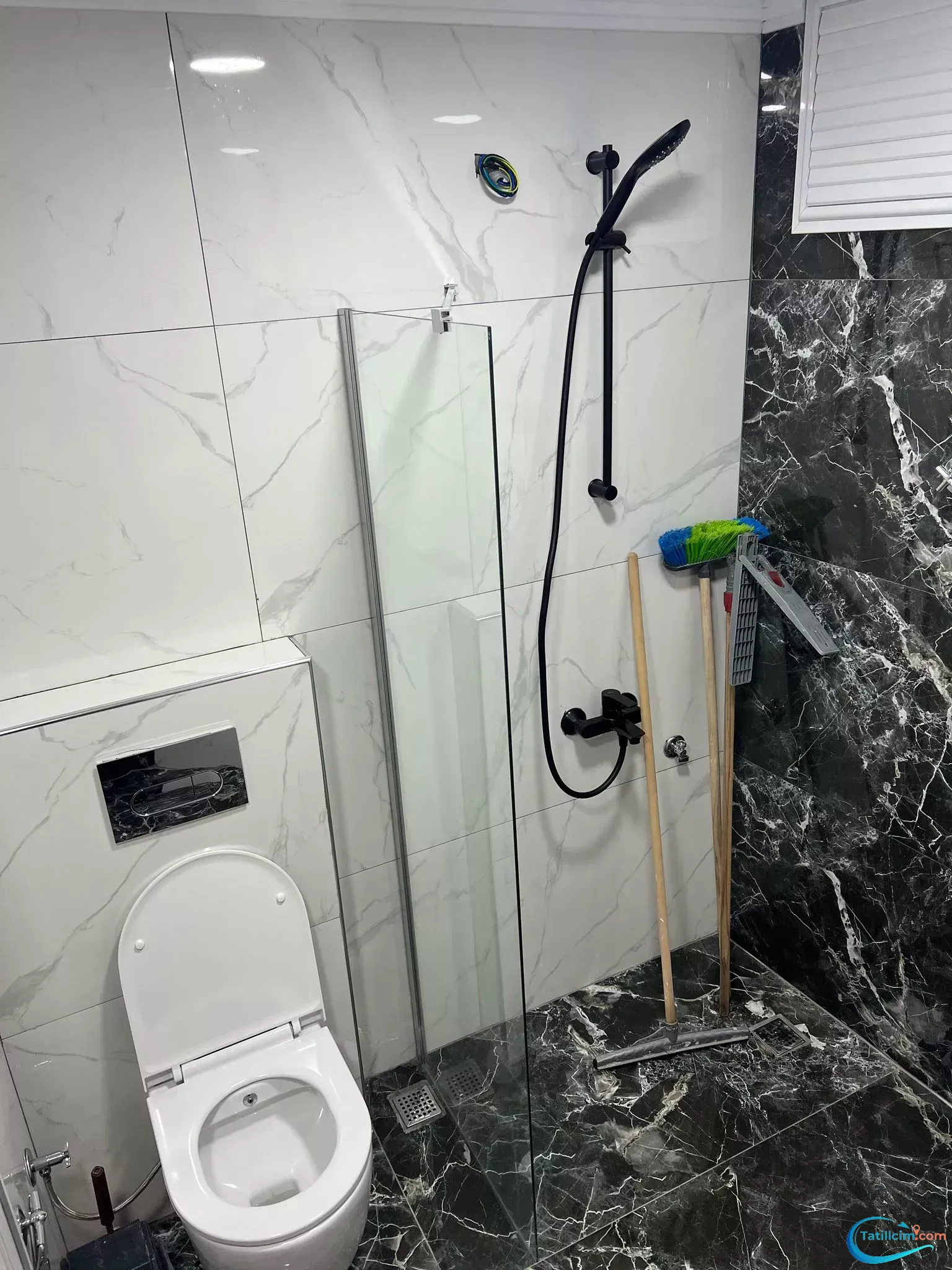 tatilcim.com Toker Apart 1+1 (mutfaklı) Sahile 100mt